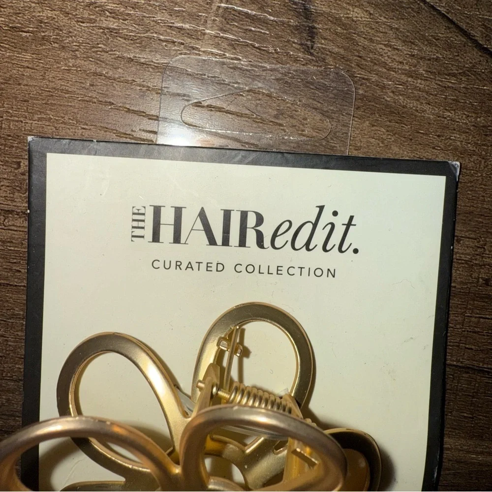 New! The Hair Edit Gilded Secret Garden Clip
